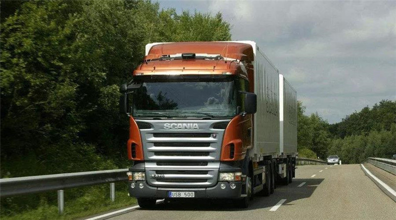 粉粒物料運(yùn)輸半掛車