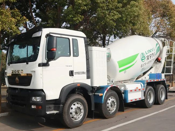 望“油”興嘆？別著急！凌宇電動(dòng)攪拌車了解一下！