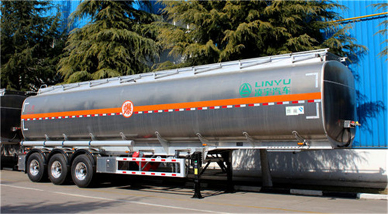 凌宇液罐車頻頻被老客戶點贊，性能獲大眾認可
